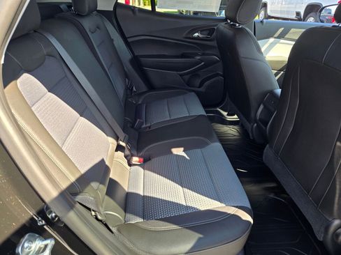New 2025 Chevrolet Trax LT w/ LT Convenience Package image 7