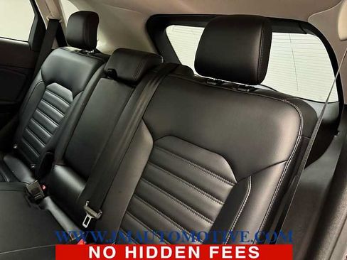 Used 2024 Ford Edge SEL AWD/4WD image 15