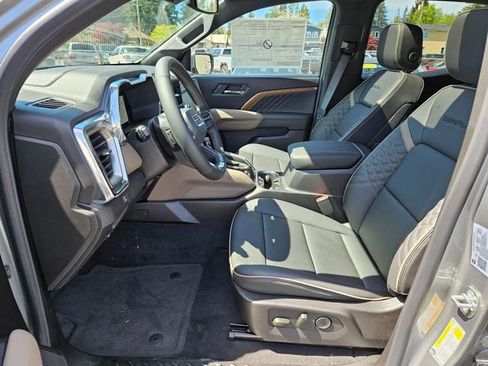 New 2026 GMC Canyon Denali AWD/4WD image 12