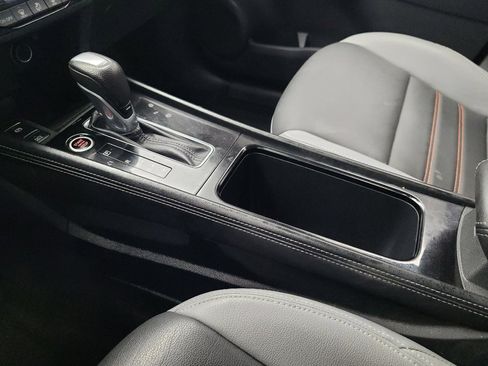 Used 2021 Nissan Kicks SR w/ SR Premium Package image 26