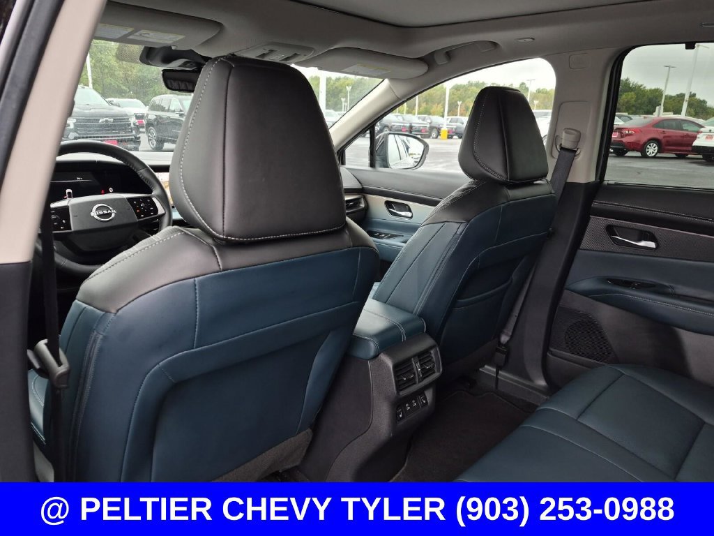 Used 2025 Nissan Murano Platinum w/ Cargo Package AWD/4WD image 39