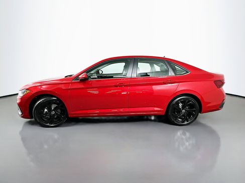 New 2026 Volkswagen Jetta SE FWD image 4