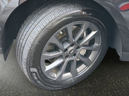Certified 2025 Land Rover Range Rover Sport SE AWD/4WD image 34