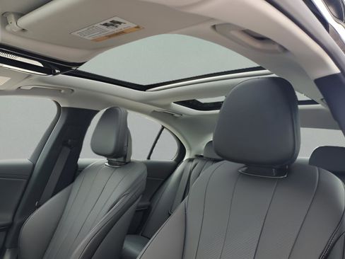 Used 2026 Mercedes-Benz E 350 Sedan image 32