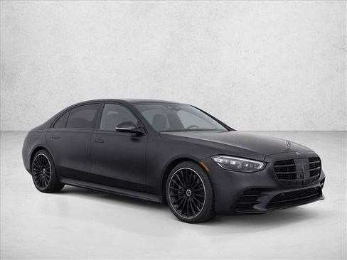 Used 2022 Mercedes-Benz S 580 4MATIC Sedan image 3