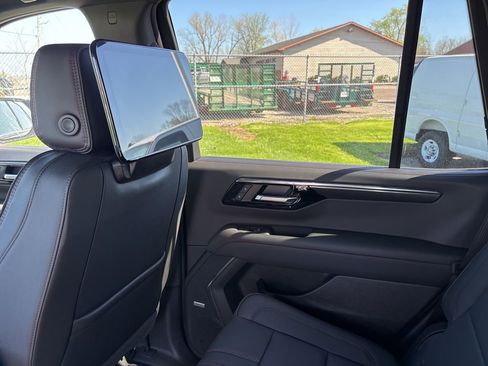 New 2026 Chevrolet Tahoe RST AWD/4WD image 29
