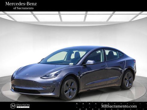 Used 2022 Tesla Model 3 Long Range AWD/4WD image 1