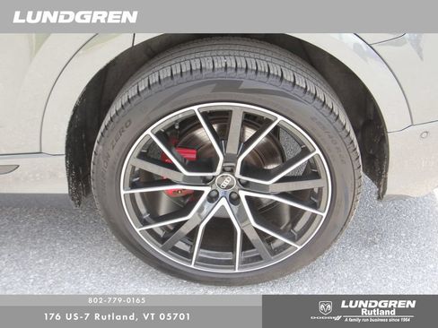 Used 2021 Audi Q8 Prestige AWD/4WD image 14