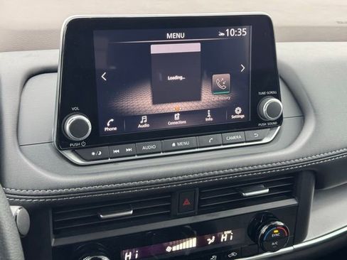 Used 2023 Nissan Rogue SV image 28