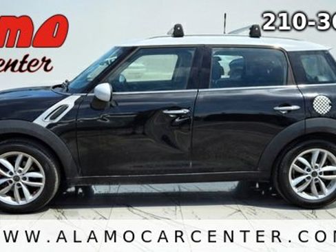 Used 2013 MINI Cooper Countryman w/ Cold Weather Pkg FWD image 3