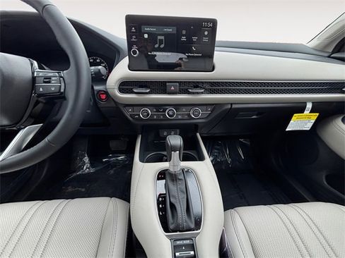 Certified 2026 Honda HR-V EX-L image 11