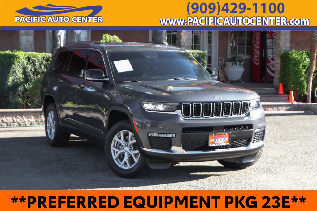Used 2023 Jeep Grand Cherokee L Limited AWD/4WD image 1
