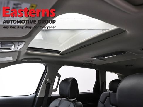 Used 2025 Kia Telluride S AWD/4WD image 34