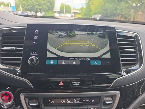 Certified 2024 Honda Passport Black Edition image 19