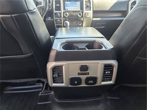 Used 2017 Ford F150 Lariat w/ Equipment Group 502A Luxury AWD/4WD image 11