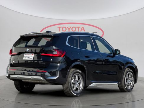 Used 2025 BMW X1 xDrive28i w/ Premium Package image 3