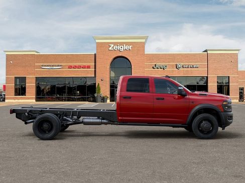 New 2026 RAM 5500 Tradesman AWD/4WD image 21
