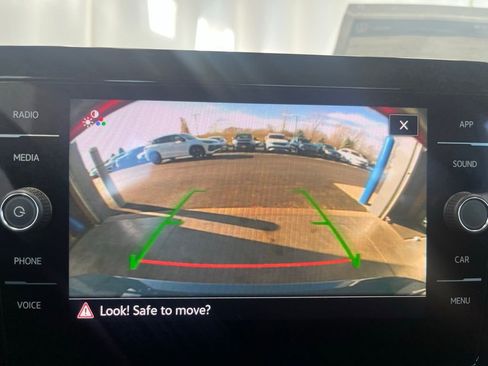 New 2026 Volkswagen Jetta SE image 18