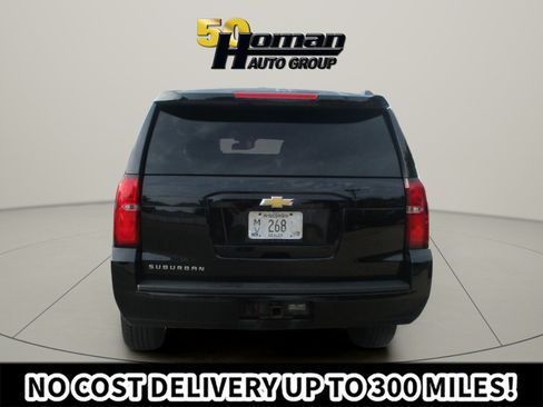 Used 2018 Chevrolet Suburban LT AWD/4WD image 4