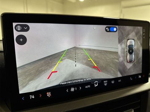 Used 2025 Ford Explorer ST image 15