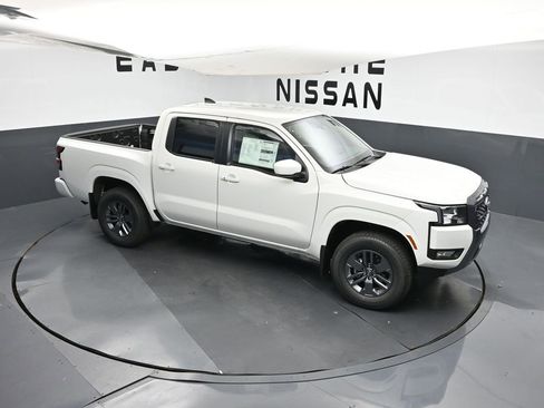 New 2025 Nissan Frontier SV w/ SV Convenience Package image 34