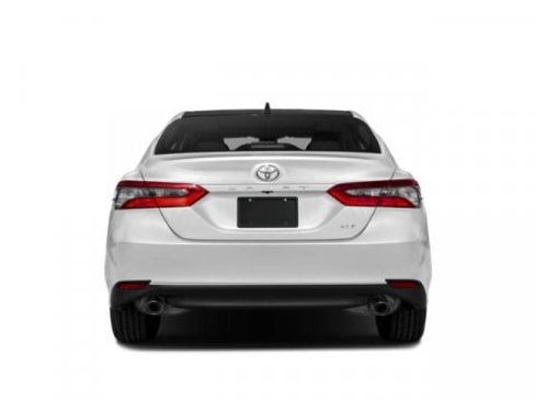 Used 2024 Toyota Camry XLE image 10