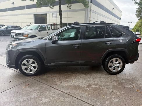 Used 2020 Toyota RAV4 LE w/ All Weather Liner Package AWD/4WD image 7
