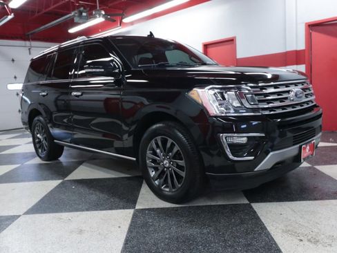 Used 2021 Ford Expedition Limited AWD/4WD image 2