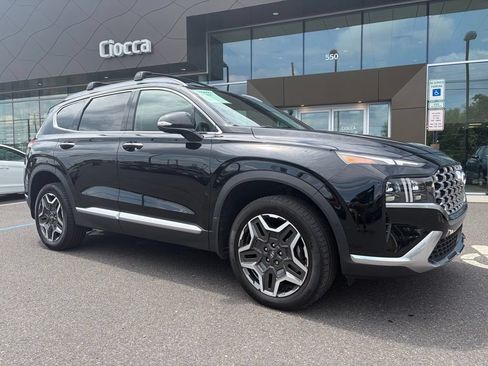 Used 2023 Hyundai Santa Fe Limited AWD/4WD image 2