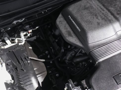 Used 2022 RAM 1500 Laramie w/ G/T Package RWD image 11