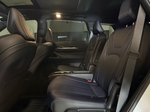 Certified 2026 INFINITI QX60 Sport w/ Dark Cargo Package AWD/4WD image 14