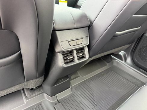 New 2027 GMC Terrain Elevation w/ Elevation Premium Package AWD/4WD image 20