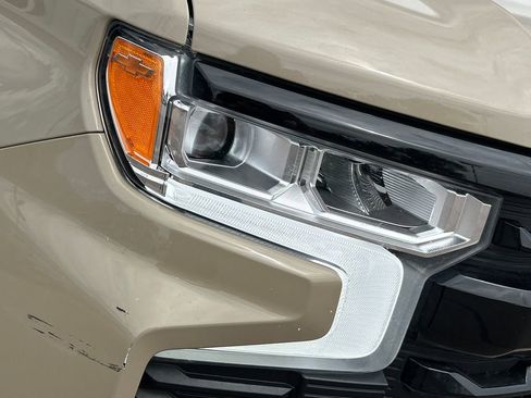 Used 2023 Chevrolet Silverado 1500 LT Trail Boss w/ LT Trail Boss Premium Package AWD/4WD image 22