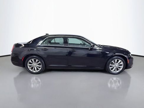 Used 2016 Chrysler 300 Limited AWD/4WD image 11