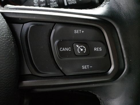 Used 2020 Jeep Wrangler Unlimited Sport image 25