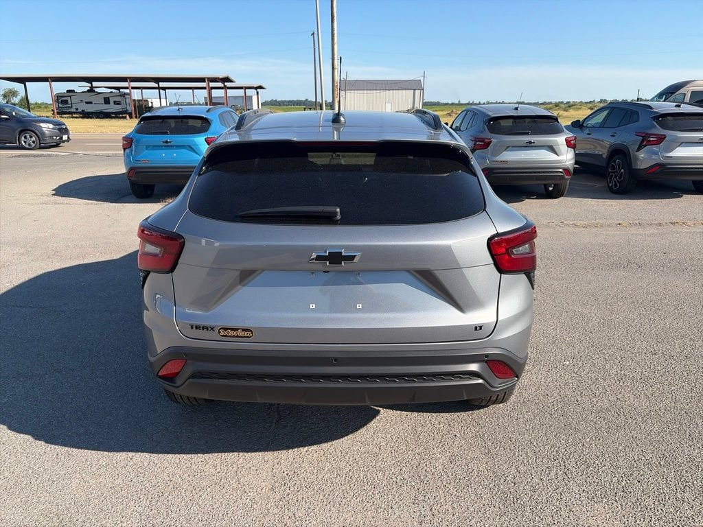 New 2026 Chevrolet Trax LT w/ Driver Confidence Package FWD image 5