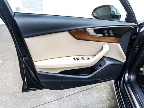 Used 2023 Audi A4 2.0T Premium w/ Convenience Package image 21