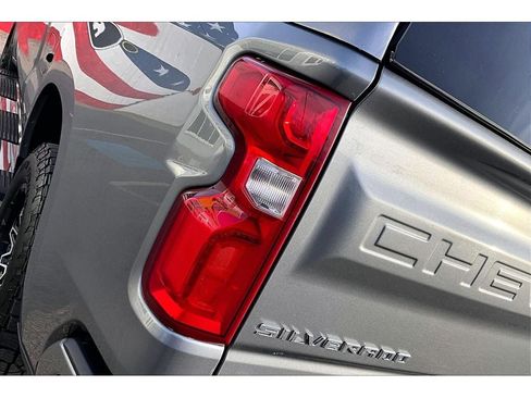 Used 2020 Chevrolet Silverado 1500 High Country image 34