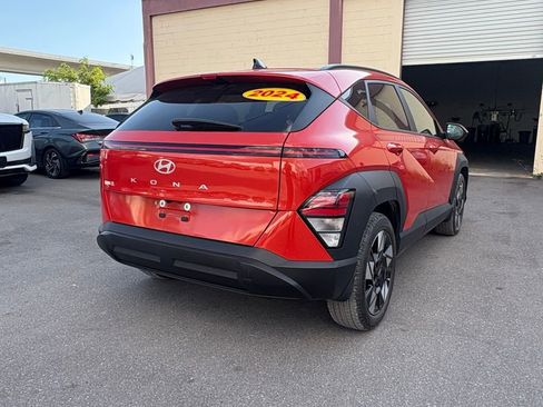 Used 2024 Hyundai Kona SEL FWD image 3