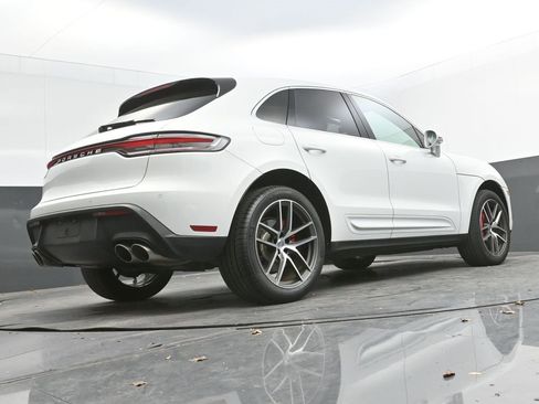 Used 2023 Porsche Macan S image 34