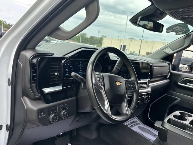 Certified 2025 Chevrolet Silverado 3500 LT w/ Safety Package AWD/4WD image 9