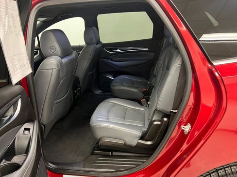 Used 2024 Buick Enclave Premium image 26