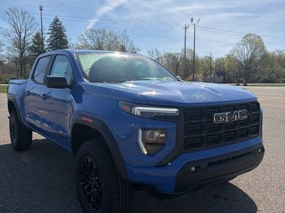 New 2026 GMC Canyon Elevation w/ Convenience Package