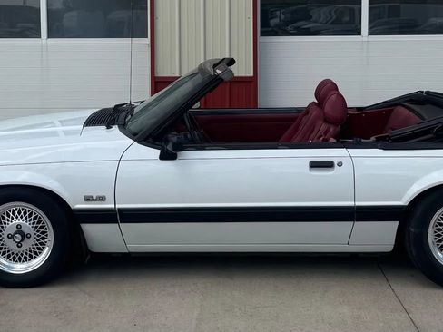 Used 1989 Ford Mustang LX RWD image 17