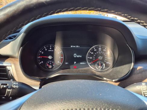 Used 2022 Kia Telluride SX w/ SX Prestige Package image 11