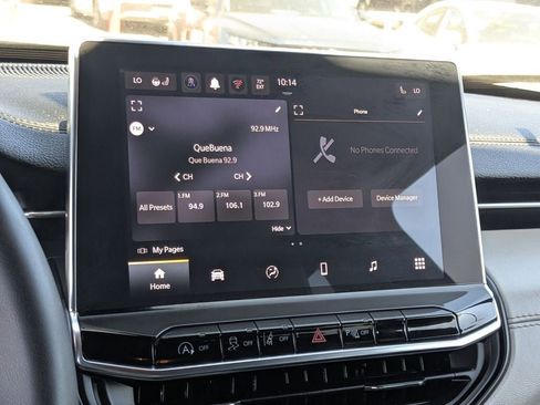 Used 2025 Jeep Compass Limited image 20