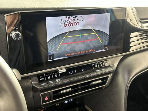 Used 2025 Toyota Camry XSE image 19