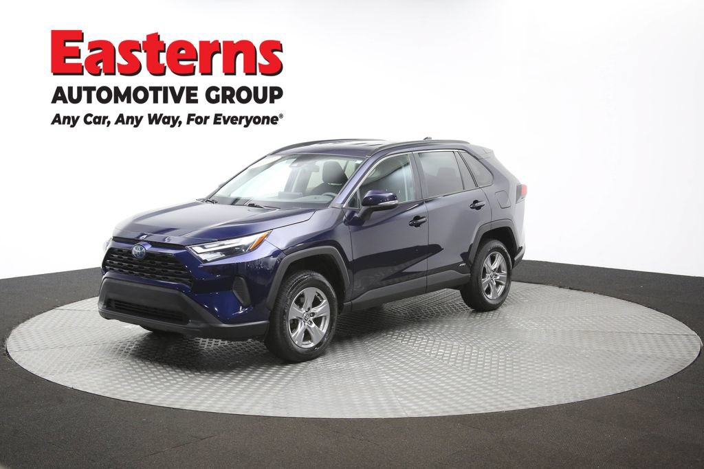 Used 2024 Toyota RAV4 XLE AWD/4WD image 55