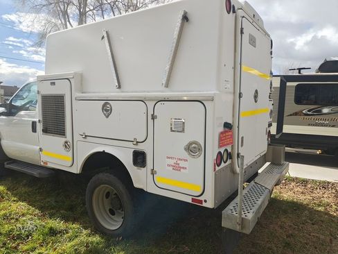 Used 2013 Ford F450 XL image 4