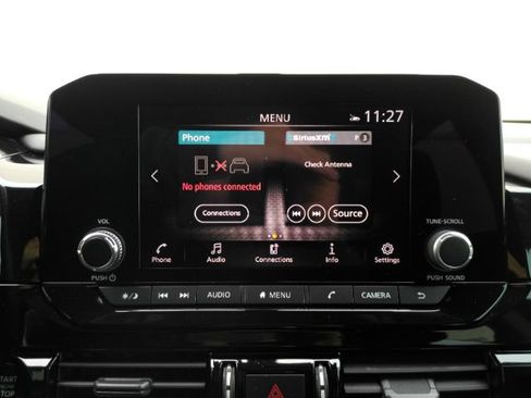 Used 2025 Nissan Pathfinder SV FWD image 42